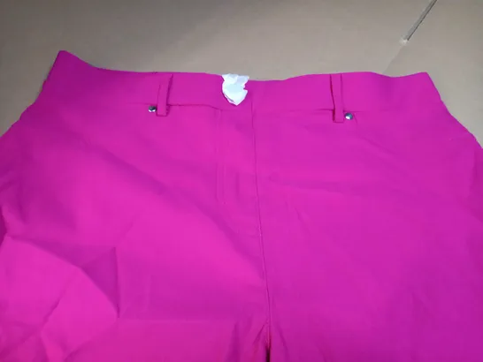 ROMAN HOT PINK STRETCH SHORTS - SIZE 12