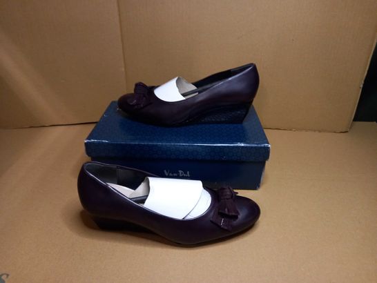 BOXED PAIR OF VAN-DAL DEEP PURPLE LEATHER COURT SHOES - SIZE 5.5