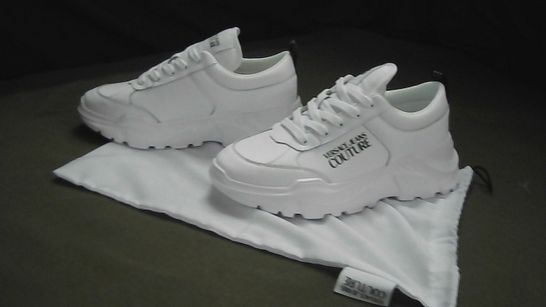 VERSACE JEANS COUTURE WHITE TRAINERS UK SIZE 7 