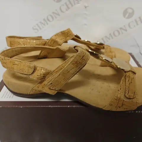 VIONIC REST FARRA LIZARD GOLD CORK SANDALS - SIZE 6