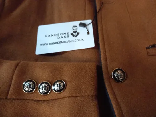 HANDSOME DANS BROWN BUTTON DETAIL COAT - L