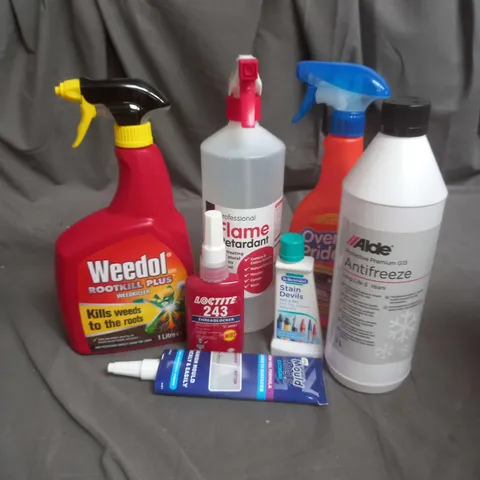 BOX OF APPROX 8 CLEANING PRODUCTS TO INCLUDE FLAME-X FLAME RETARDANT, ALDE ANTIFREEZE, MOULD MAGIC GEL - COLLECTION ONLY