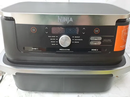 BOXED NINJA 10.4L FOODI FLEXDRAWER DUAL AIR FRYER AF500UK IN BLACK