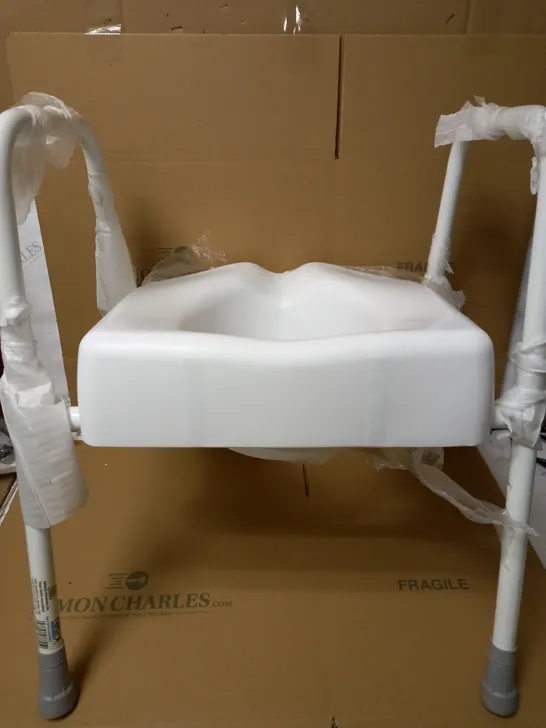 NRS HEALTHCARE M66625 MOWBRAY TOILET SEAT AND FRAME LITE