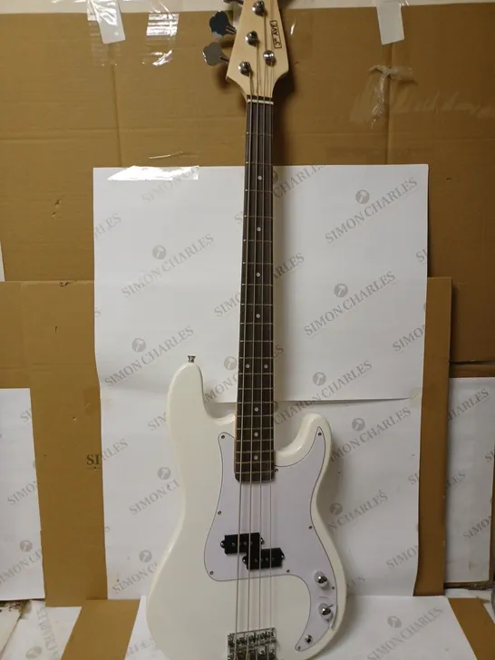 3RD AVENUE BASS GUITAR- COLLECTION ONLY