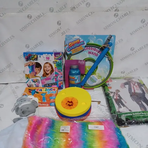 QUANTITY OF APPROXIMATELY 10 ASSORTED TOYS TO INCLUDE DRESSING UP OUTFITS, SLIME DIY AND TEDDIES