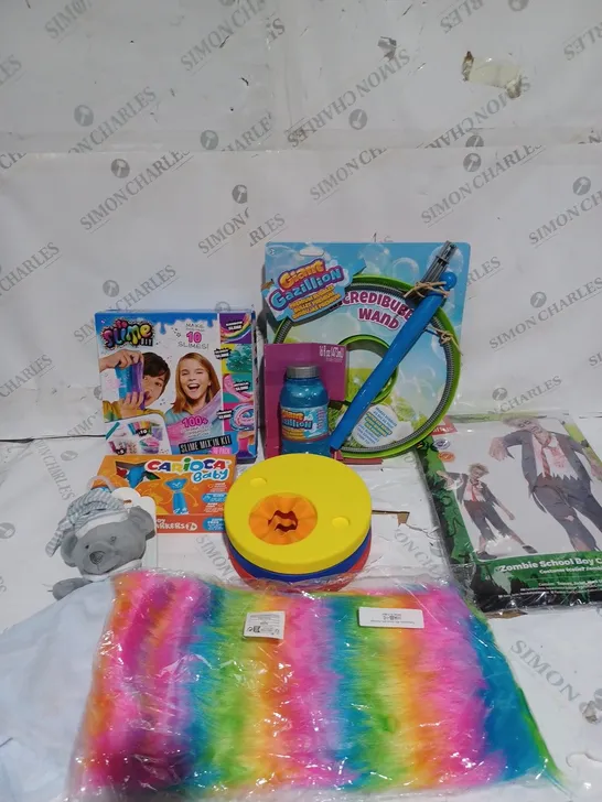 QUANTITY OF APPROXIMATELY 10 ASSORTED TOYS TO INCLUDE DRESSING UP OUTFITS, SLIME DIY AND TEDDIES