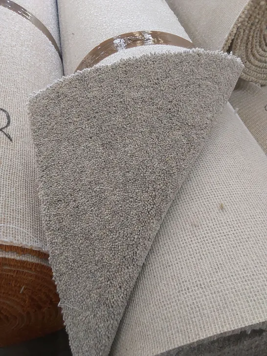 ROLL OF QUALITY LINGDALE ELITE AYSGARTH CARPET // SIZE: APPROX 4 X 7.64m