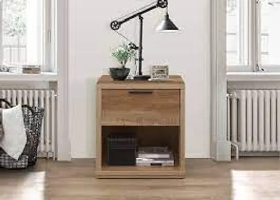 BOXED STOCKWELL 1 DRAWER BEDSIDE TABLE RUSTIC OAK EFFECT