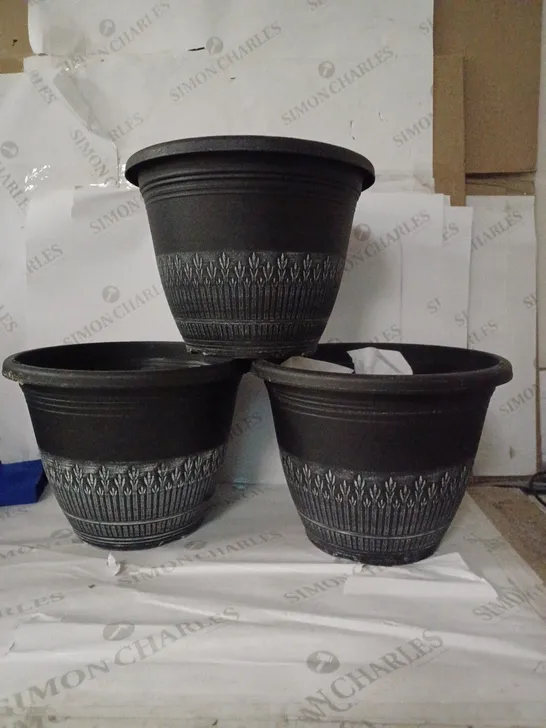 SET OF 3 11" WHEAT DESIGN PLANTERS  RRP £12.99