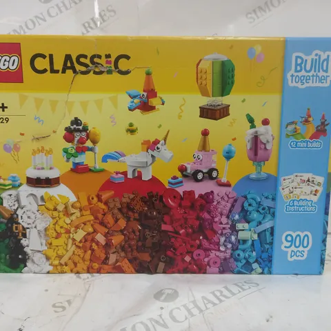 BOXED LEGO CLASSIC 11029 SET