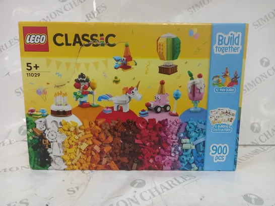 BOXED LEGO CLASSIC 11029 SET