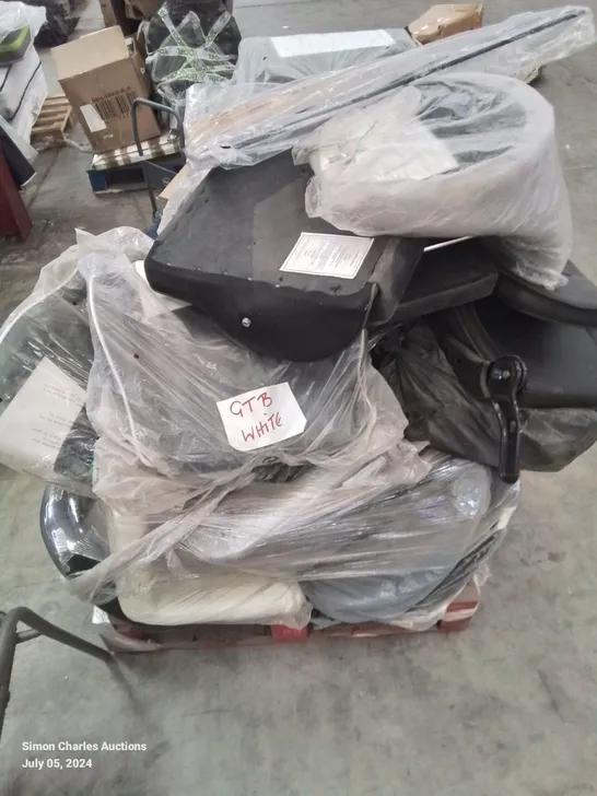 PALLET OF MIXED VARIOUS FURNITURE PARTS AND CHAIRS