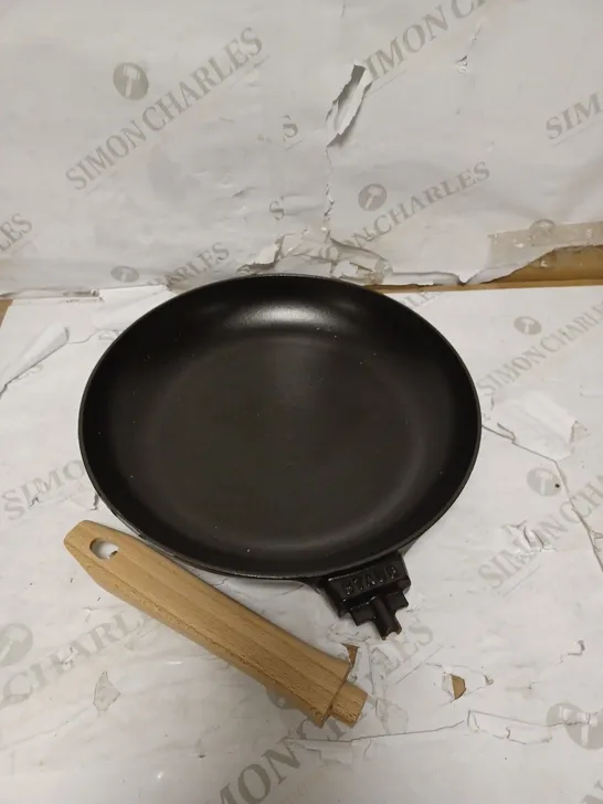 STAUB CAST IRON PAN