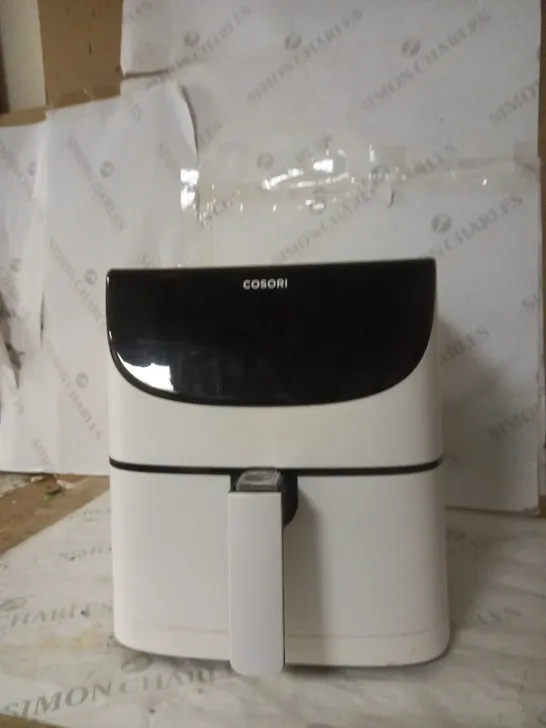 COSORI AIR FRYER 1700W MAX XXL 5.5L DIGITAL TOUCHSCREEN - WHITE