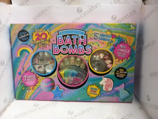 BOXED MAKE YOUR OWN BATH BOMBS GIFT SET