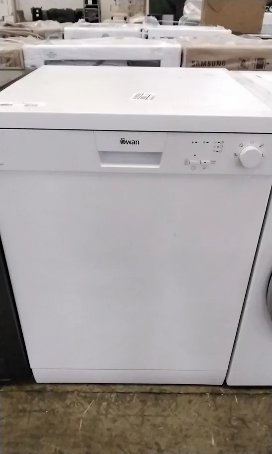 SWAN WHITE FULL SIZE FREESTANDING DISHWASHER SDW2025W