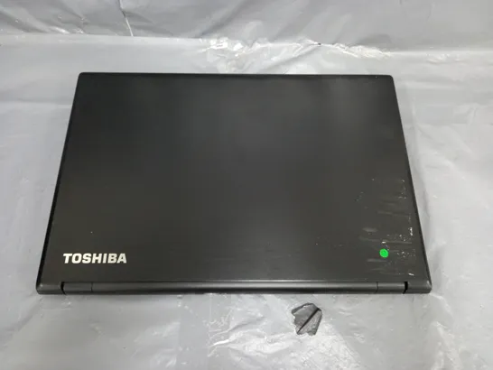 TOSHIBA SATELLITE PRO R50-B	15 INCH I3-4005U 1.70GHZ