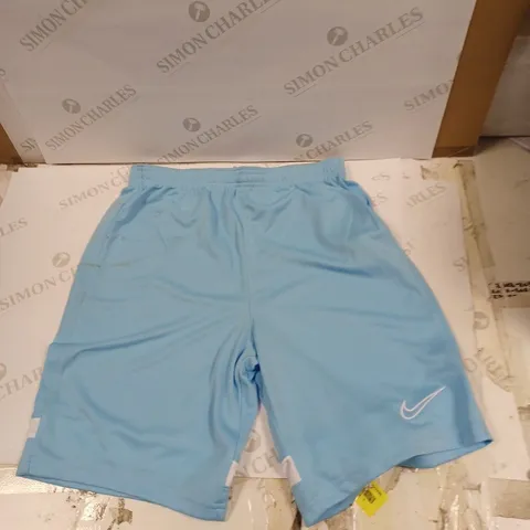 NIKE STANDARD FIT XL DRI FIT BLUE SHORTS 