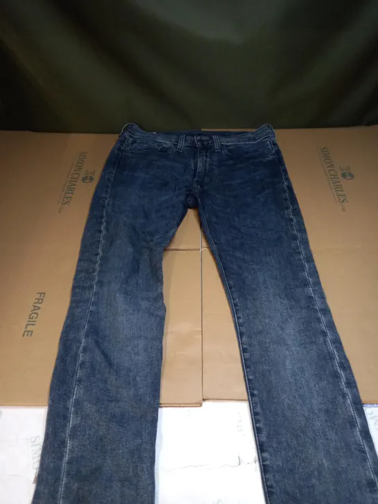 MENS LEVIS DENIM JEANS SIZE UNSPECIFIED