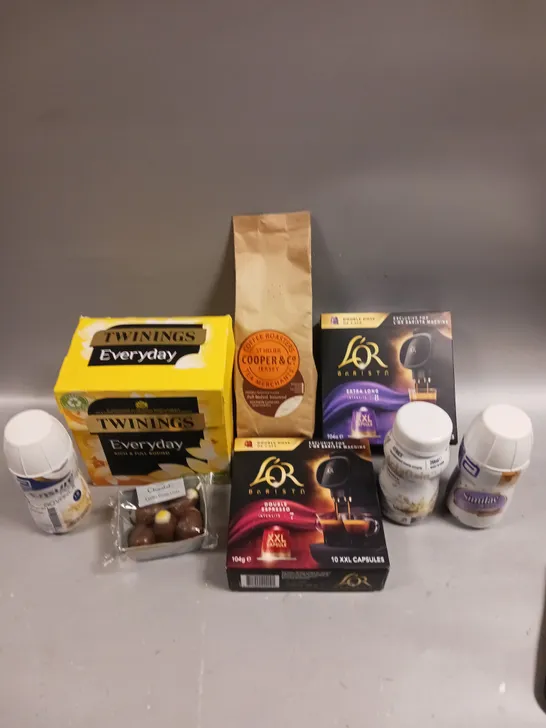 APPROXIMATELY 15 ASSORTED FOOD/DRINK PRODUCTS TO INCLUDE L'OR BARISTA XXL CAPSULES, COOPER & CO COFFEE, TWININGS TEA ETC 
