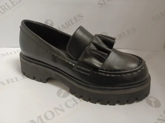 KOI VEGAN WILLOW BLACK RUFFLE LOAFERS - SIZE 7