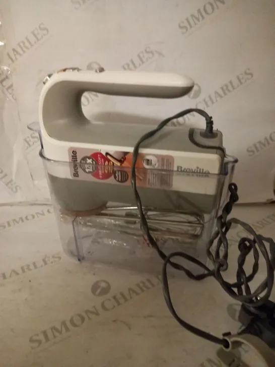 BREVILLE HEATSOFT HAND MIXER 