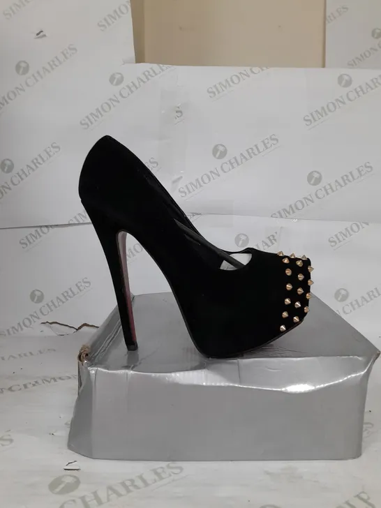 CASSANDRA PLATFORM STILLETO HEEL IN BLACK SUEDE WITH GOLD SPIKES AND RED SOLE SIZE 6