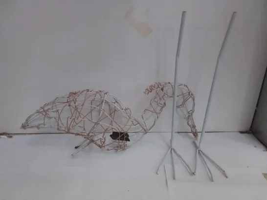 BOXED WIRE LED HERON FIGURE