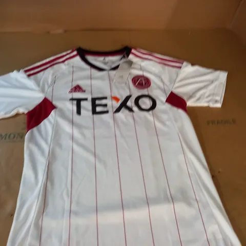 AFC CUP WINNERS SHIRT IN WHITE - M