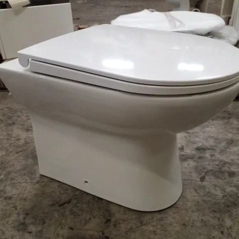 BRAND NEW TOILET PAN WITH SEAT