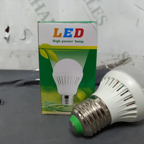 APPROXIMATELY 99 BOXED LED-E27 3WATT COOL WHITE LIGHT BULBS