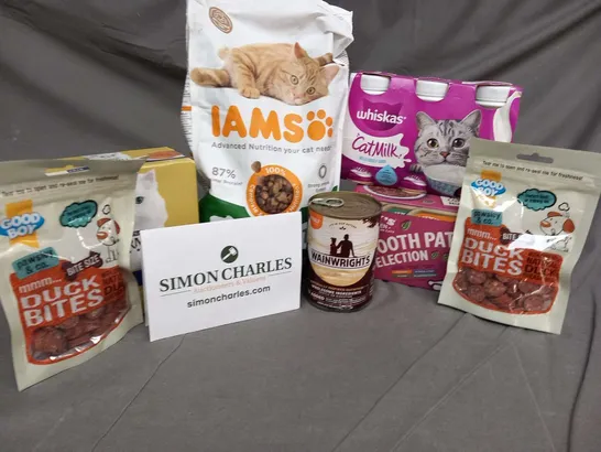 APPROXIMATELY 18 ASSORTED PET SUPPLIES TO INCLUDE FOOD, TREATS AND MEDICINES