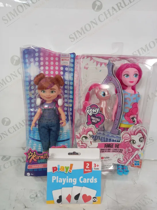 BOX OF APPROXIMATELY 15 ASSORTED TOYS AND GAMES TO INCLUDE MY LITTLE PONY PINKIE PIE DOLL, PLAY PLAYING CARDS, KARMA'S WORLD SWITCH STEIN DOLL, ETC