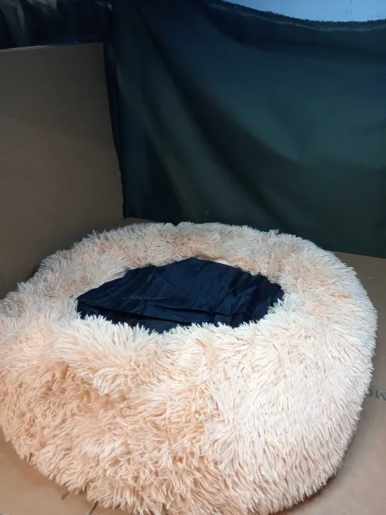 FUR DOG / CAT BED