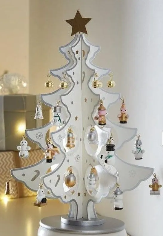 BOXED THREE KINGS MUSICAL ROTATING DÉCO CHRISTMAS TREE - SILVER/WHITE