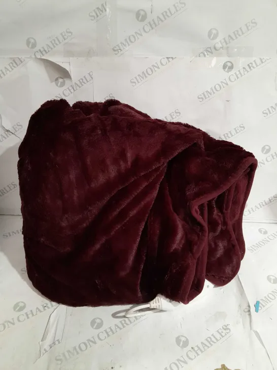 BOXED COZEE HOME HEATED THROW IN PLUM 