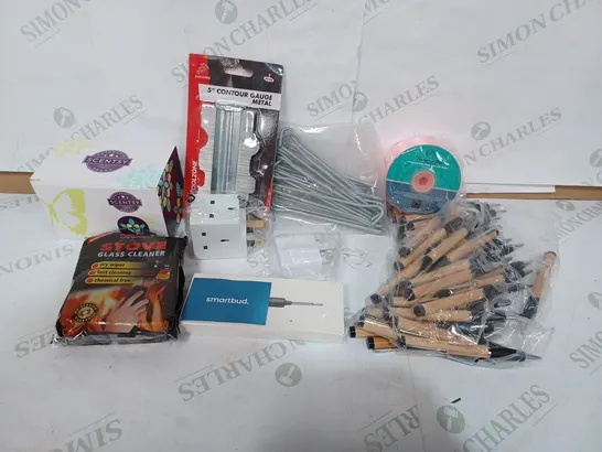 BOX TO CONTAIN APPROXIMATELY 30 ASSORTED DIY AND HOMEWARE ITEMS, INCLUDES PENS, STOVE CLEANER, TENT PEGS ETC