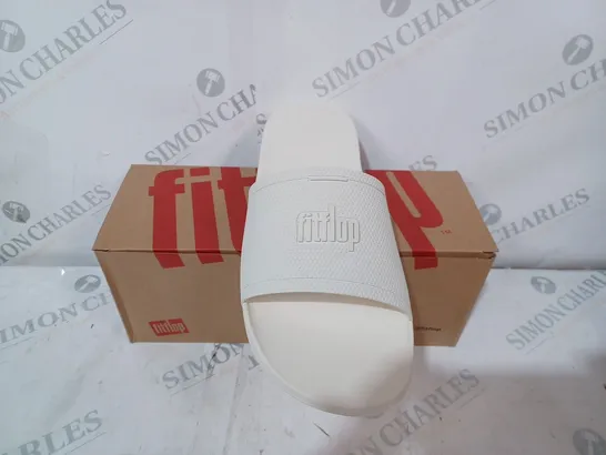 FITFLOP IQUSHION SLIDES SIZE 7