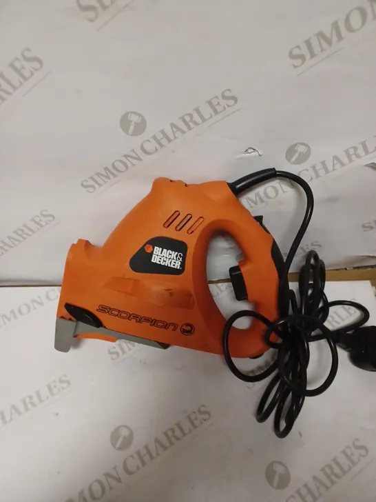 BLACK+DECKER 400V SCORPION ELECTRIC SAW, KS890ECN-GB