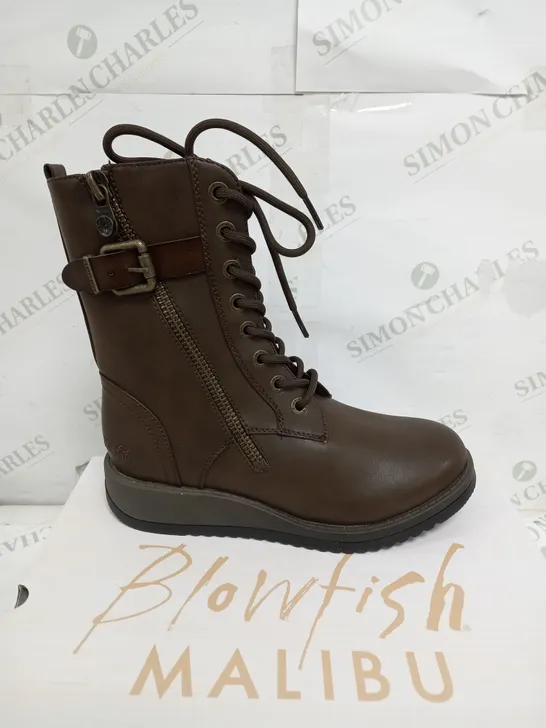 BOXED BLOWFISH MALIBU BLACK HIGH BOOTS - SIZE 7