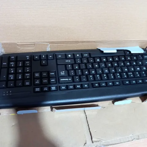 2 WIRELESS KEYBOARD AND MOUSE COMBO'S