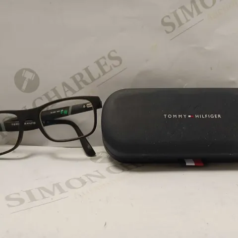 TOMMY HILFIGER TH1282 PRESCRIPTION GLASSES