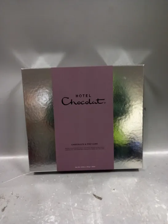 SEALED HOTEL CHOCOLAT CHOCOLATE & FIZZ LUXE SELECTION 