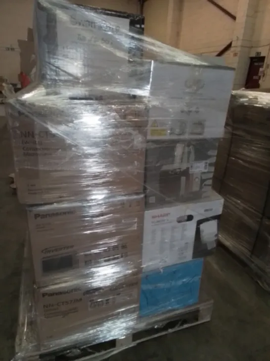 PALLET OF APPROXIMATELY 14 UNPROCESSED RAW RETURN HOUSEHOLD AND ELECTRICAL GOODS TO INCLUDE;