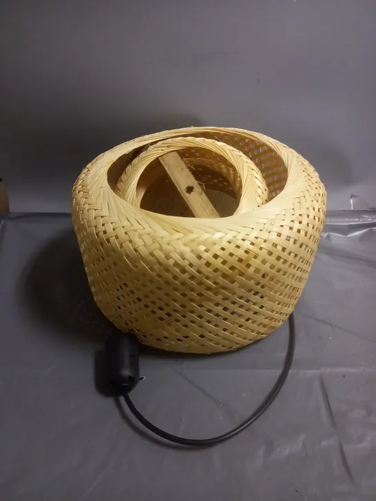 WICKER LAMP SHADE & FITTING 