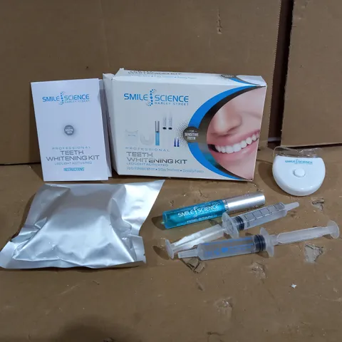 SMILE SCIENCE TEETH WHITENING KIT