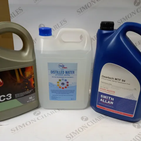 BOX OF 3 ITEMS TO INCLUDE SMITH AND LUBRICANTS TRANSMISSION FLUID (5L), TRADE CHEM PURE DISTILLED WATER (5L) AND TRIPLE QX 5W-30 C3 SYNTHETIC MOTOR OIL (5L) - COLLECTION ONLY