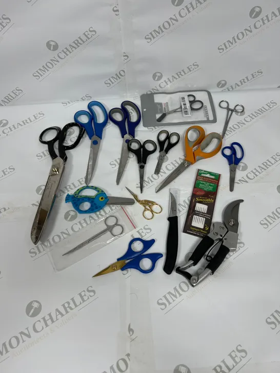 LOT OF ASSORTED FABRIC SHEARS AND SCISSORS