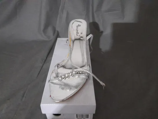 APPROXIMATELY 10 BOXED PAIRS OF LOW PROFILE  SILVER HIGH HEELS TO INCLUDE SIZE 6